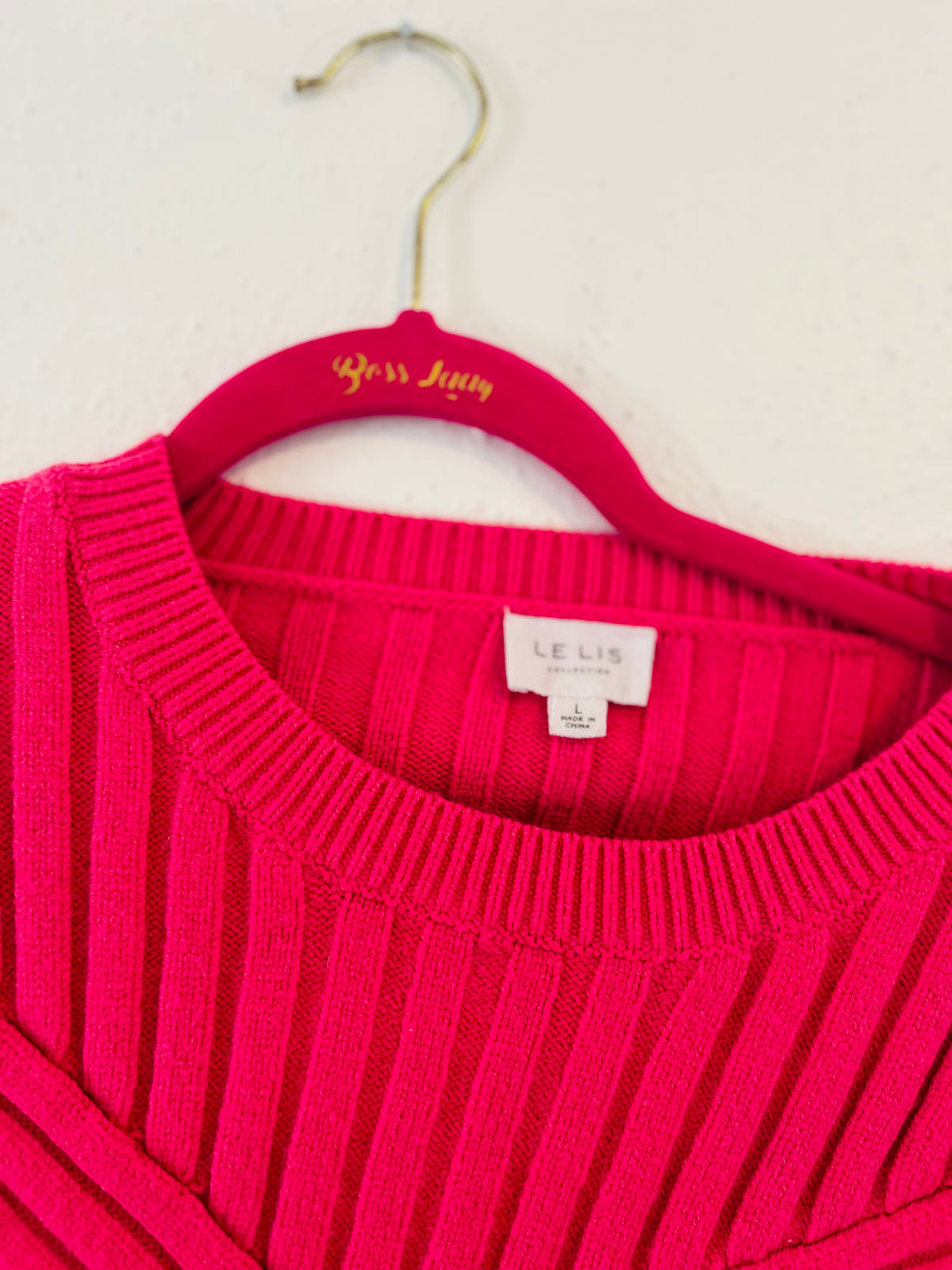 Lelis pink cropped sweater
