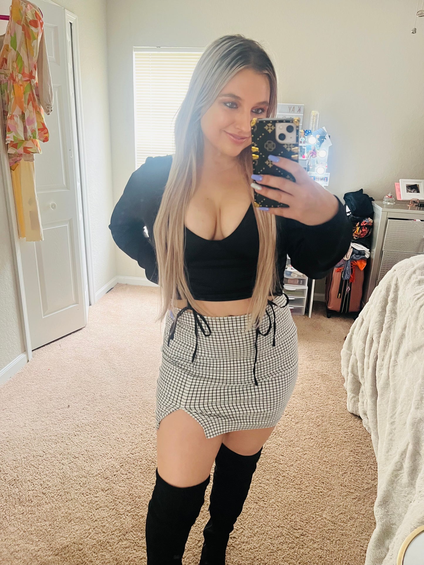 Divided crop black top
