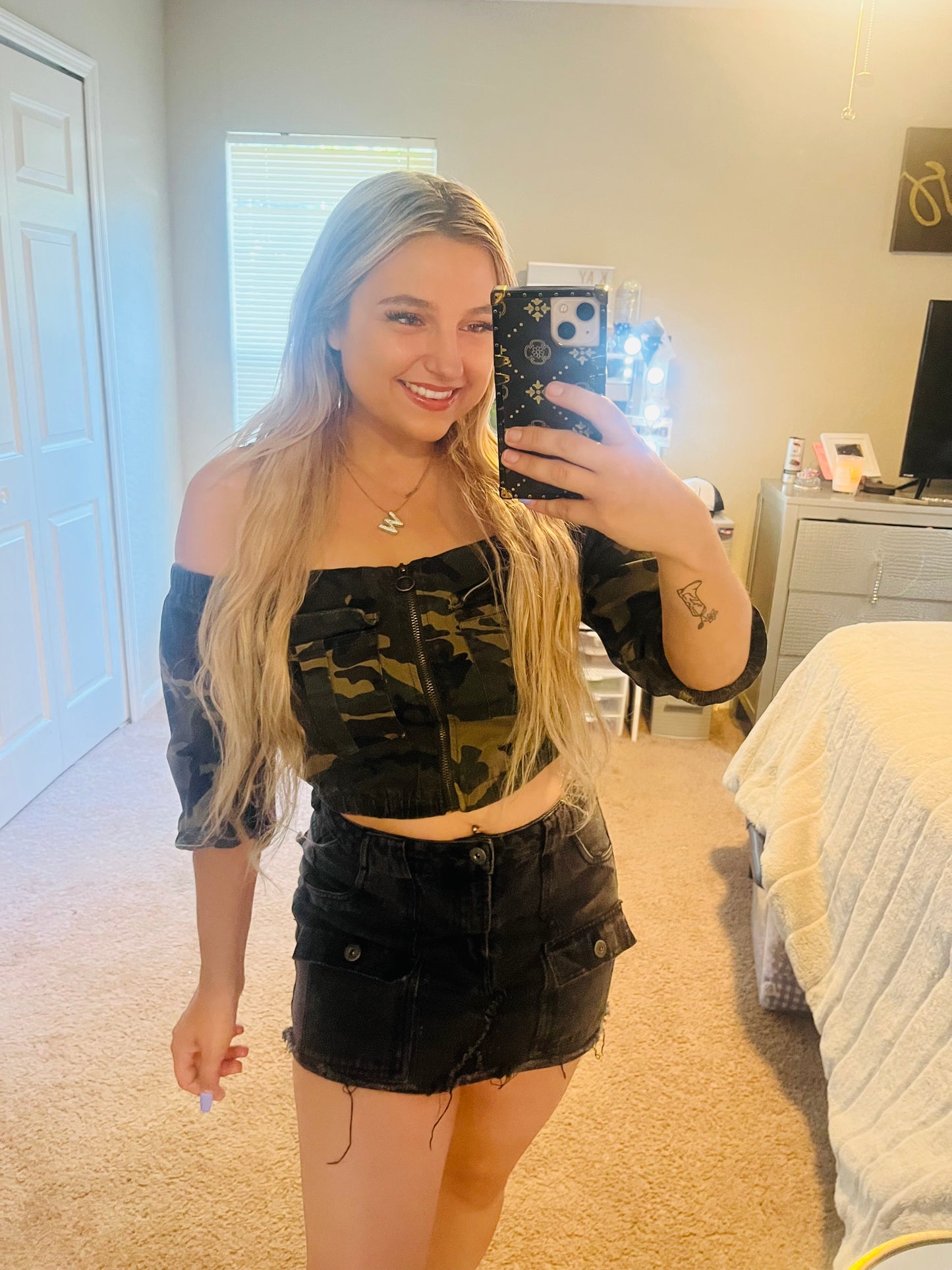 Army crop top