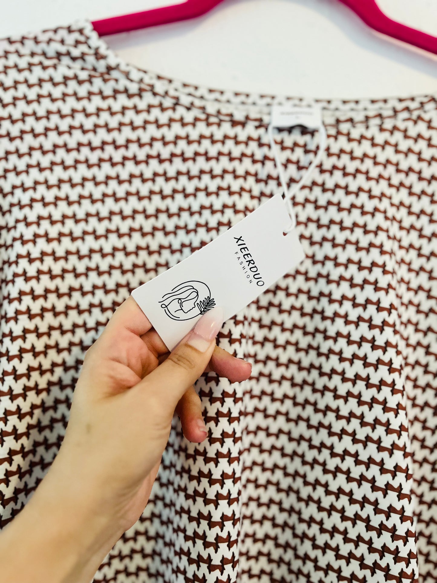 XIEERDUO NWT pattern top