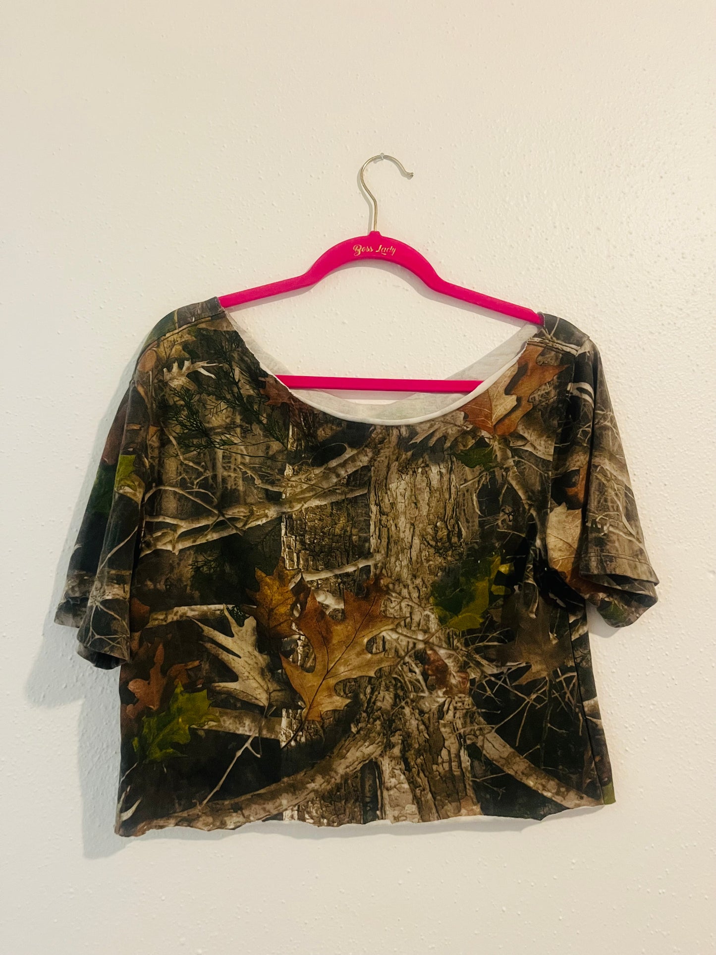 Off the shoulder camo Kay