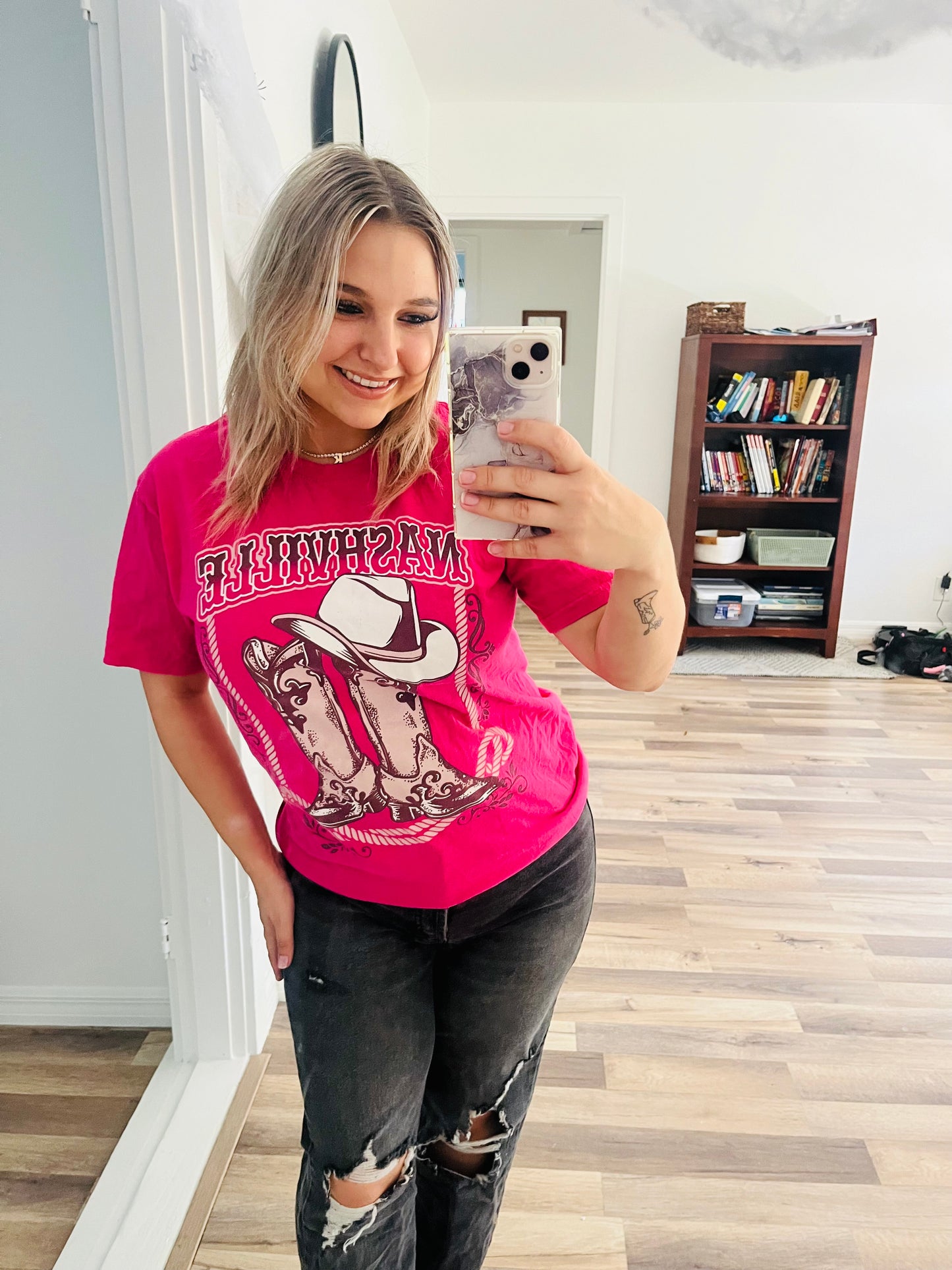 Nashville graphic tee