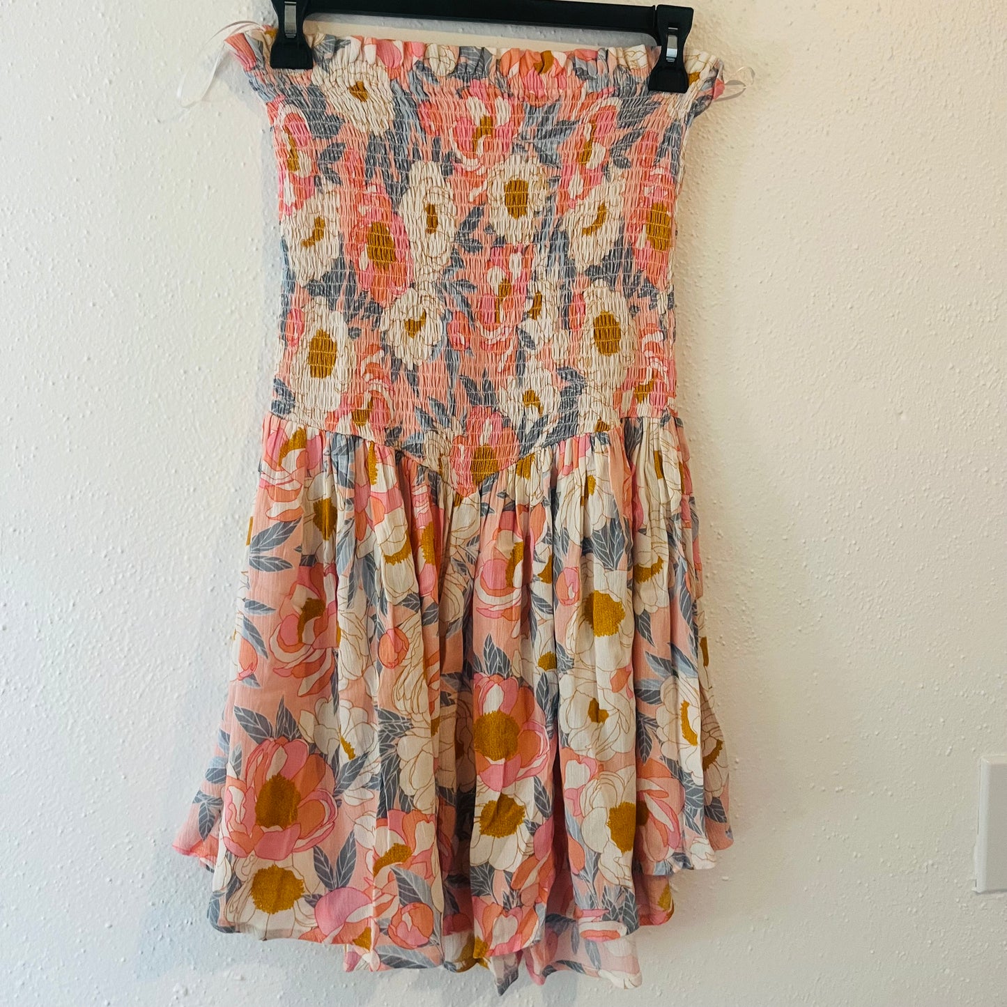 Body glove floral dress