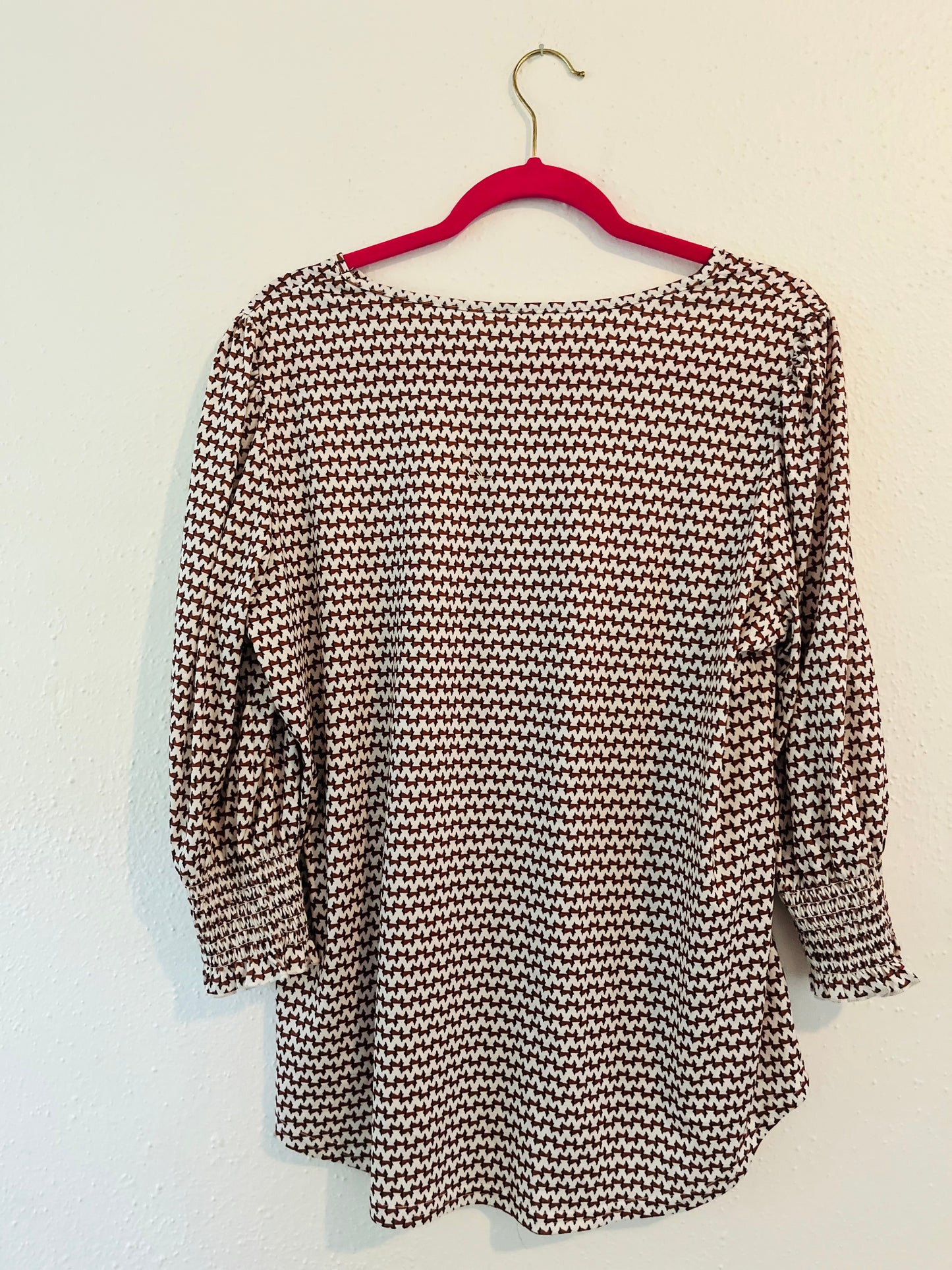 XIEERDUO NWT pattern top
