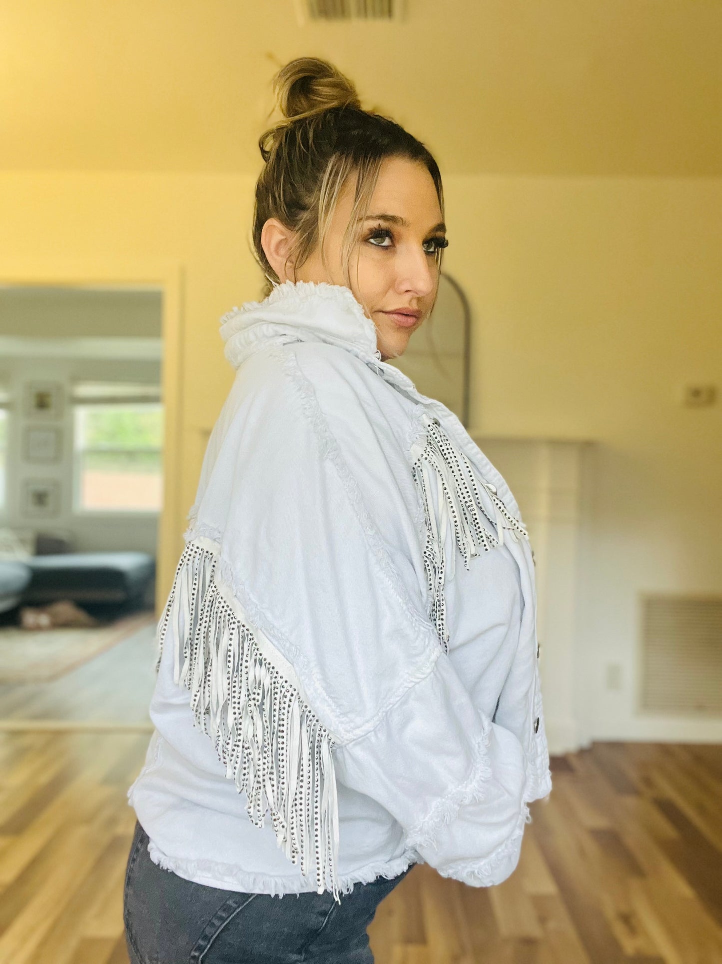 Fringe denim white jacket