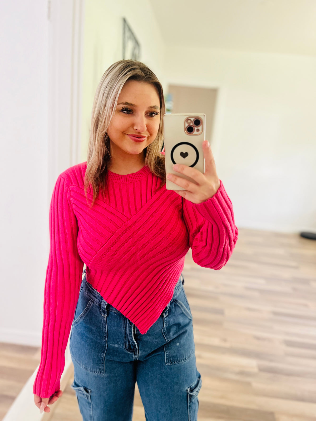 Lelis pink cropped sweater