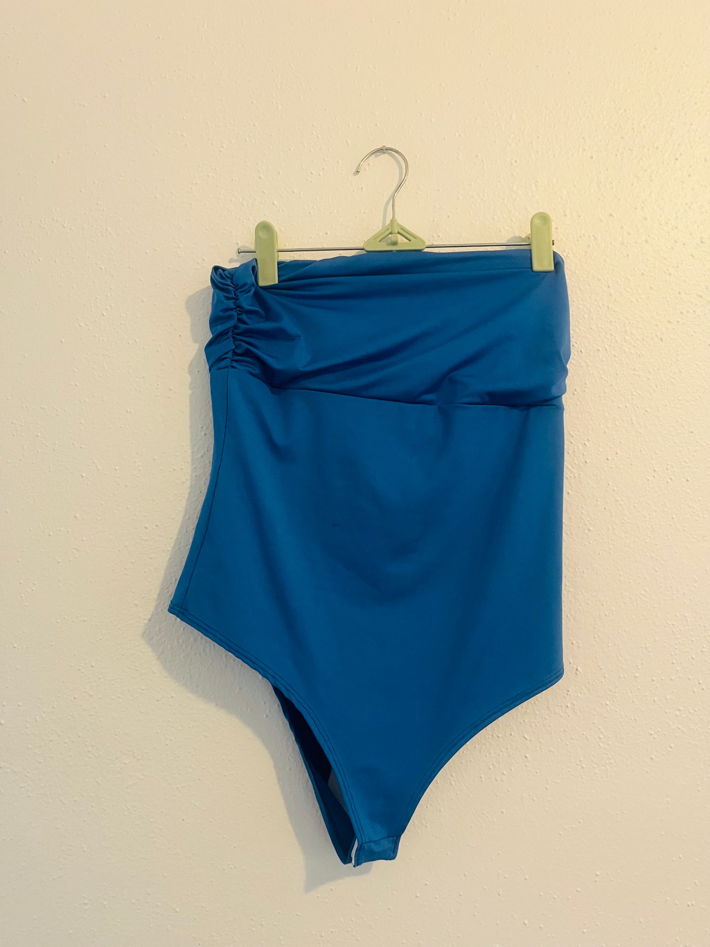 Live in the moment blue tube top
