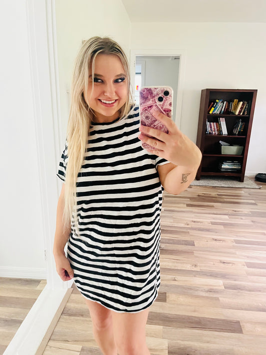 Old navy stripe dress