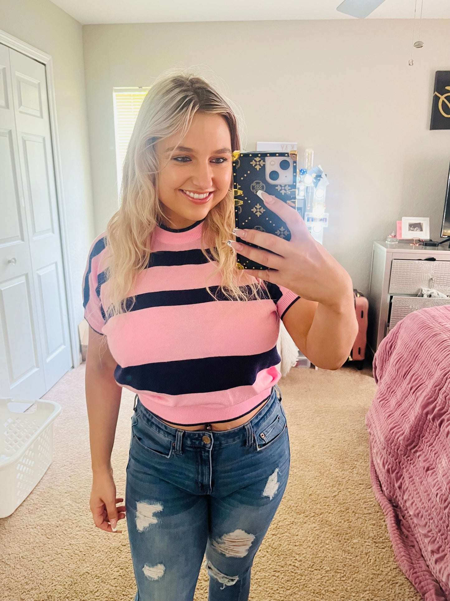 Sweater cropped short sleeve top