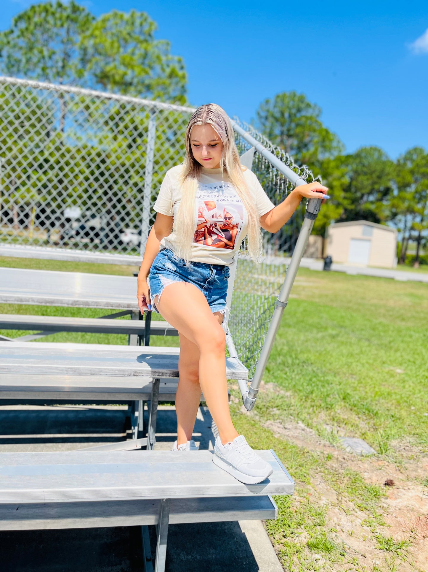 Be your own daddy graphic tee