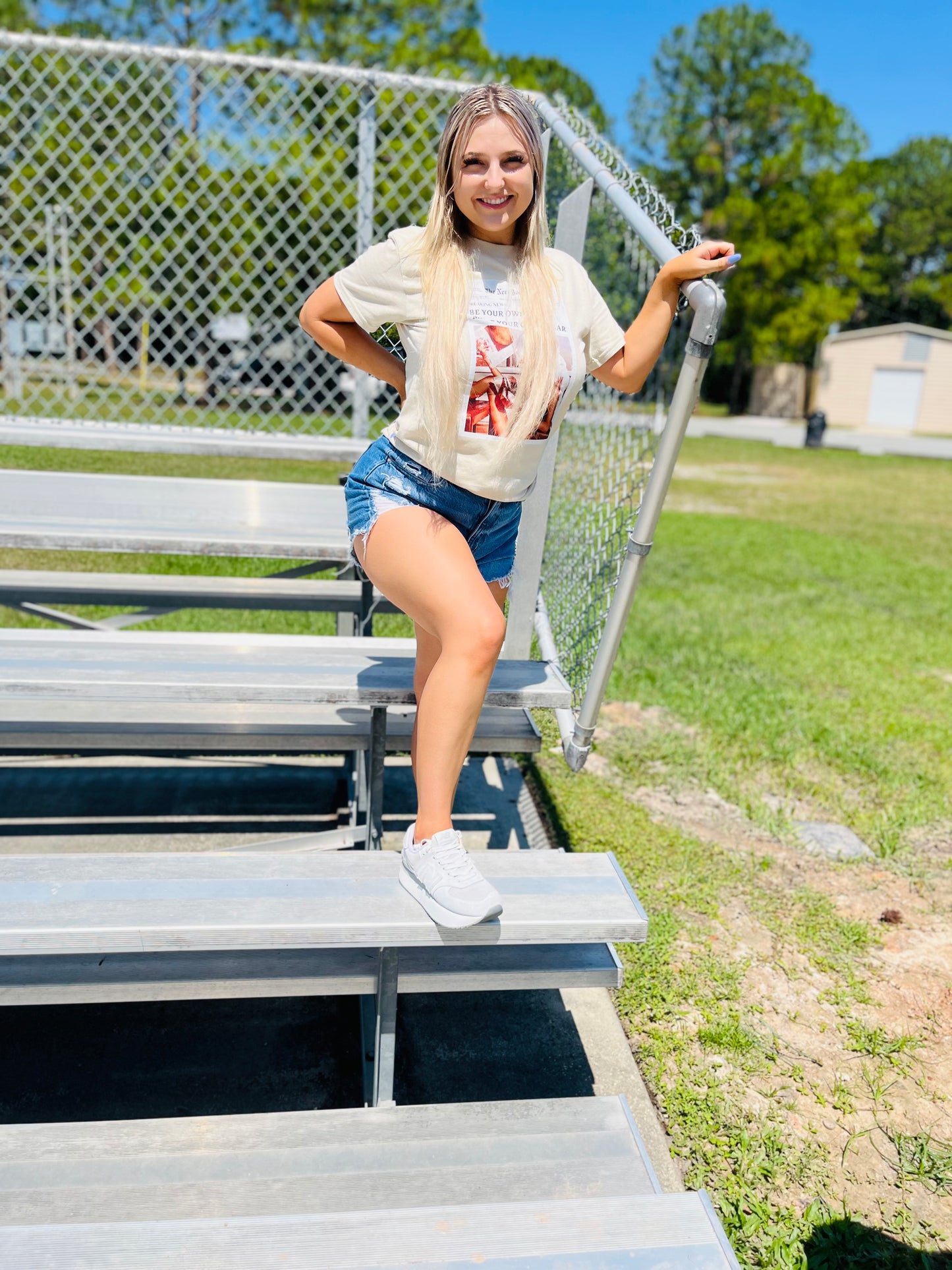 Be your own daddy graphic tee