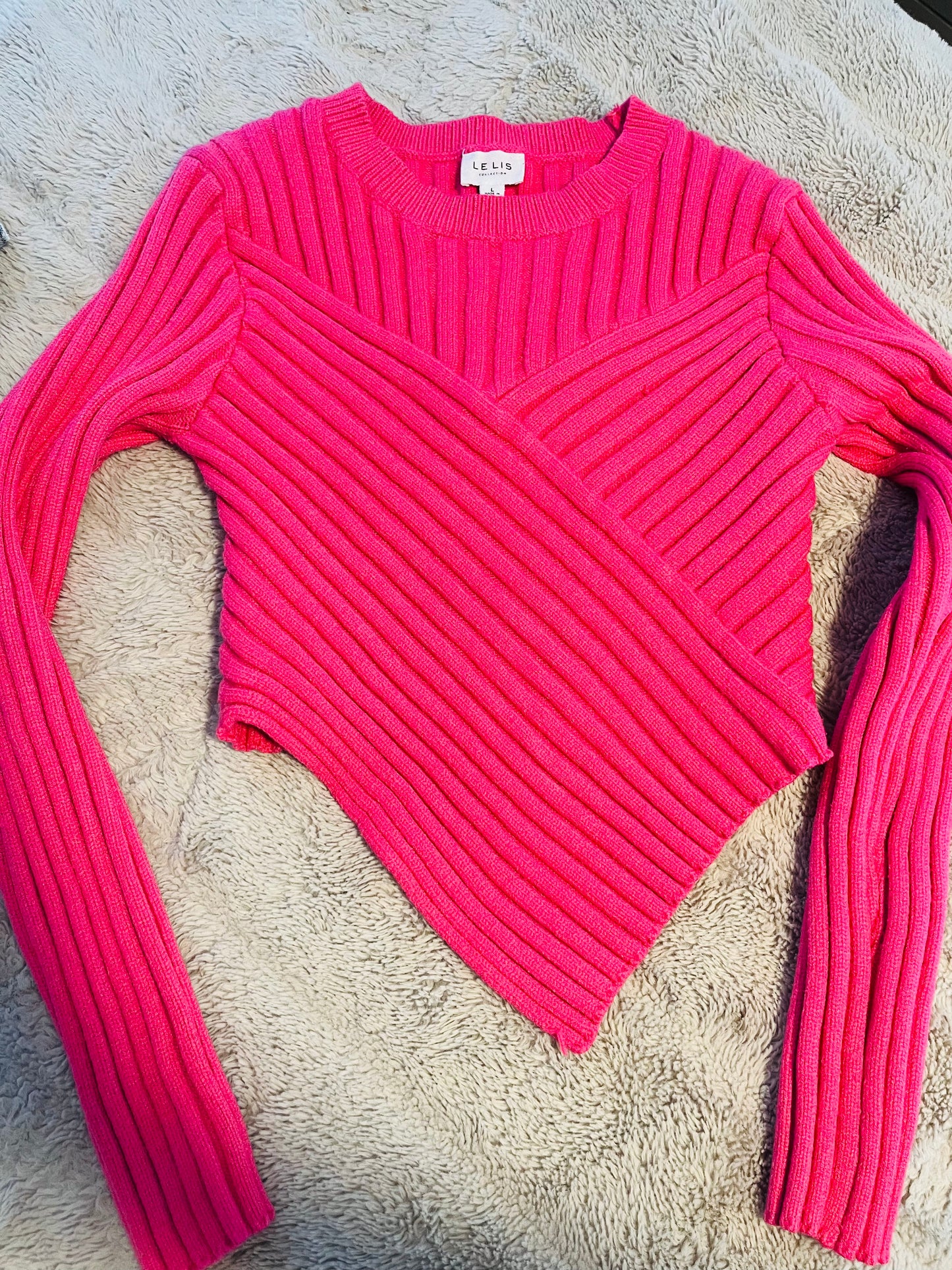 Lelis pink cropped sweater