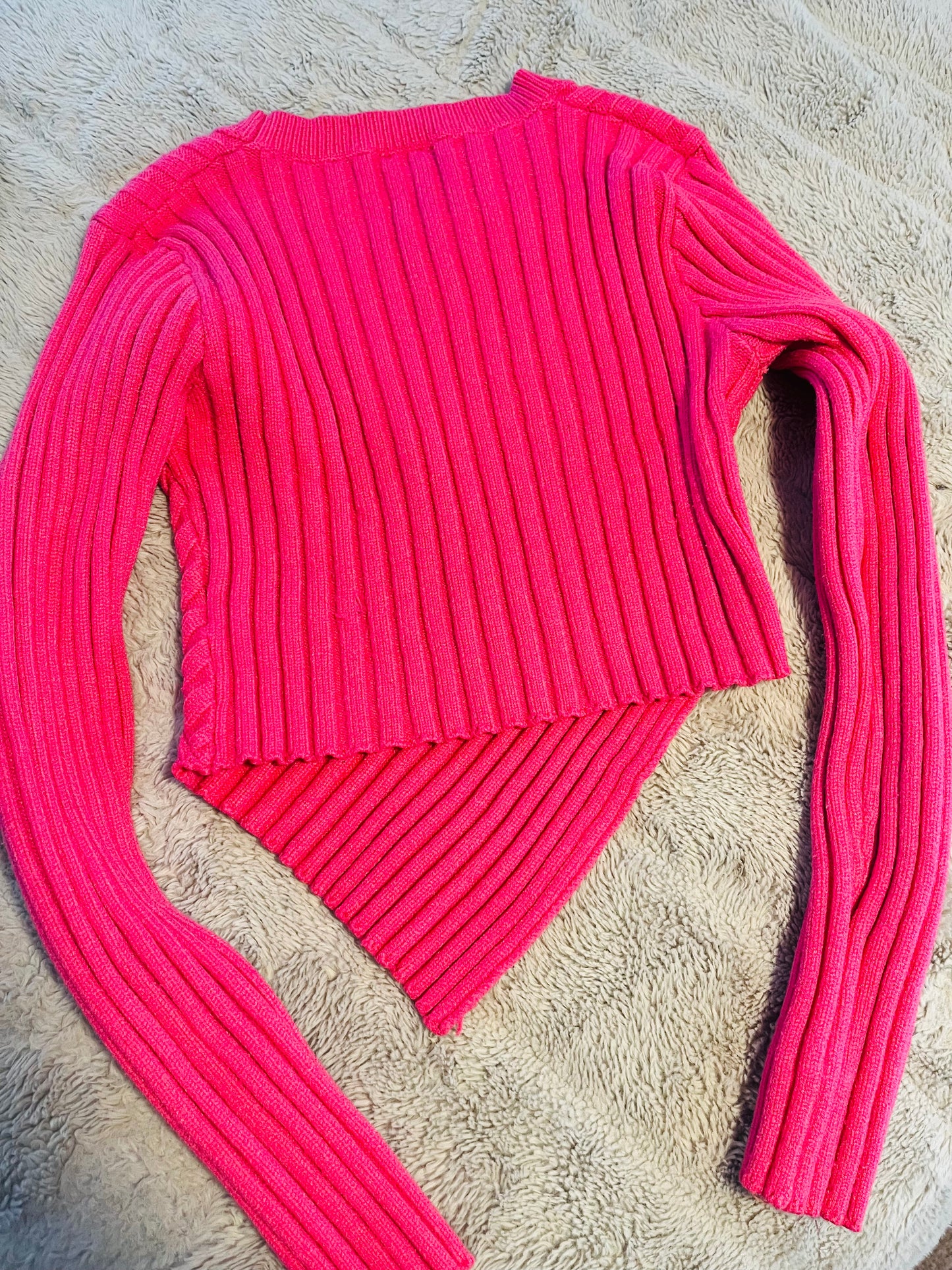 Lelis pink cropped sweater